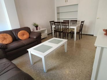 Wohnung mit Aufzug zur Miete in Centro