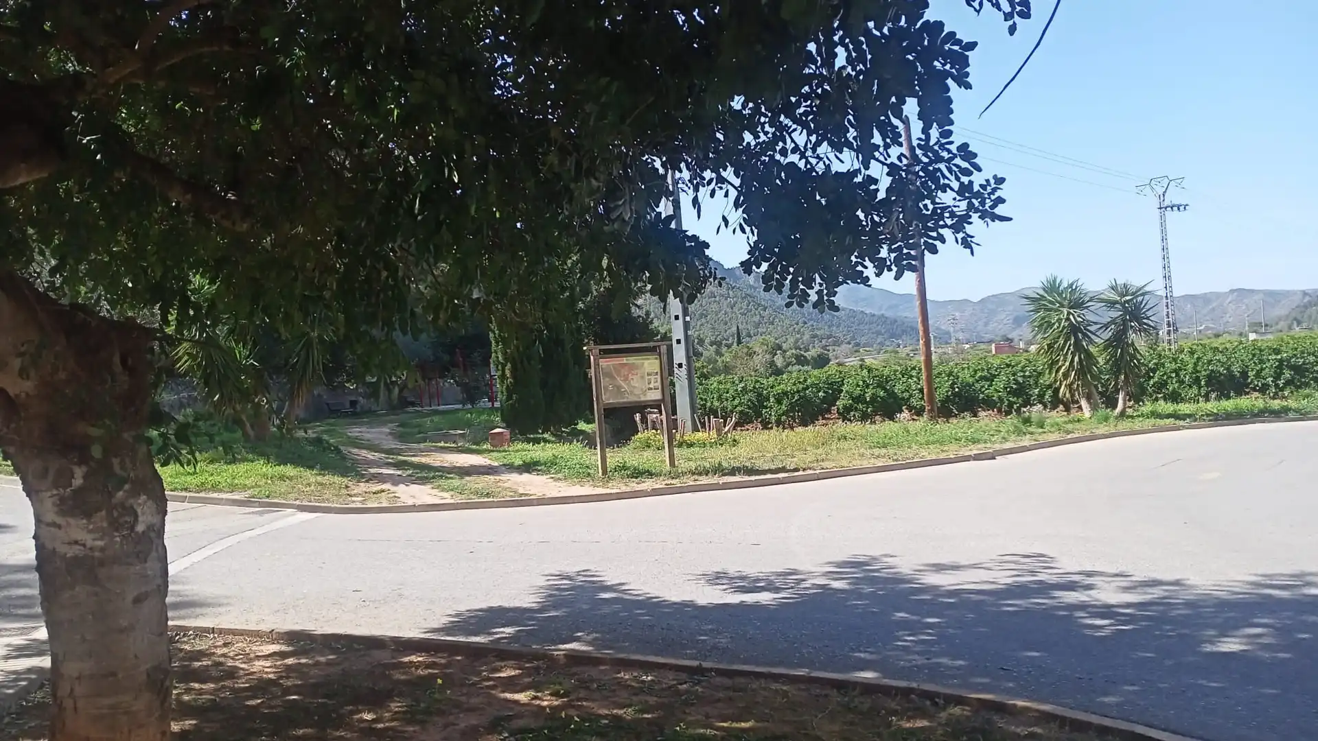 Vista exterior de Terreno industrial en venta en Benirredrà