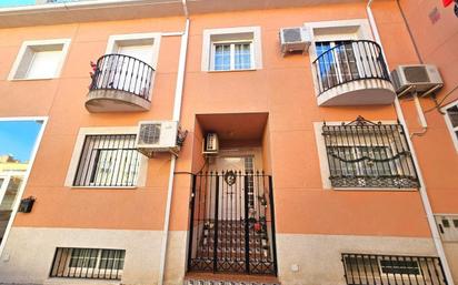 Vista exterior de Casa adosada en venda en Ocaña amb Aire condicionat i Calefacció