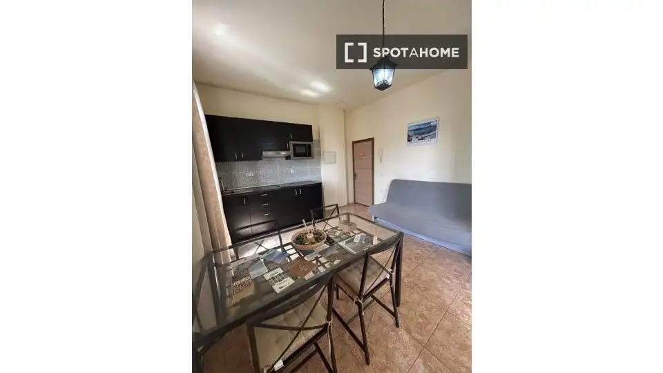 Exterior view of Apartments for share in Puerto del Rosario  with Air Conditioner, Terrace and Furnished