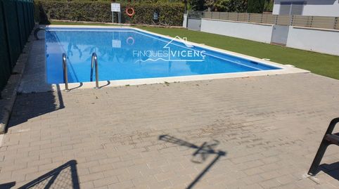 Foto 2 von Einfamilien-Reihenhaus zum Verkauf in Bélgica, Roda de Berà, Tarragona