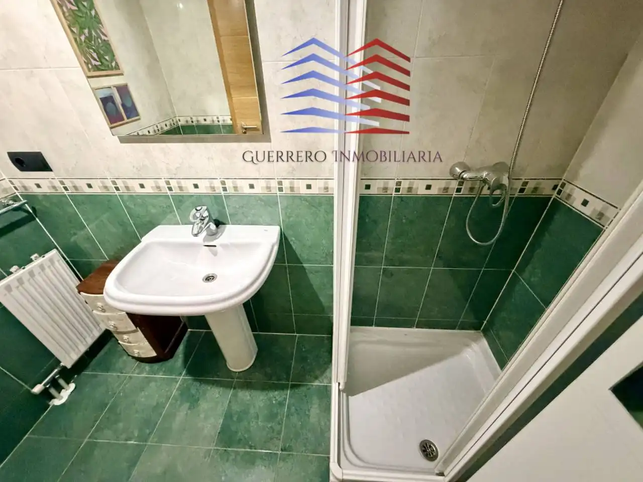 Bany de Apartament en venda en Ourense Capital  amb Calefacció, Parquet i Traster