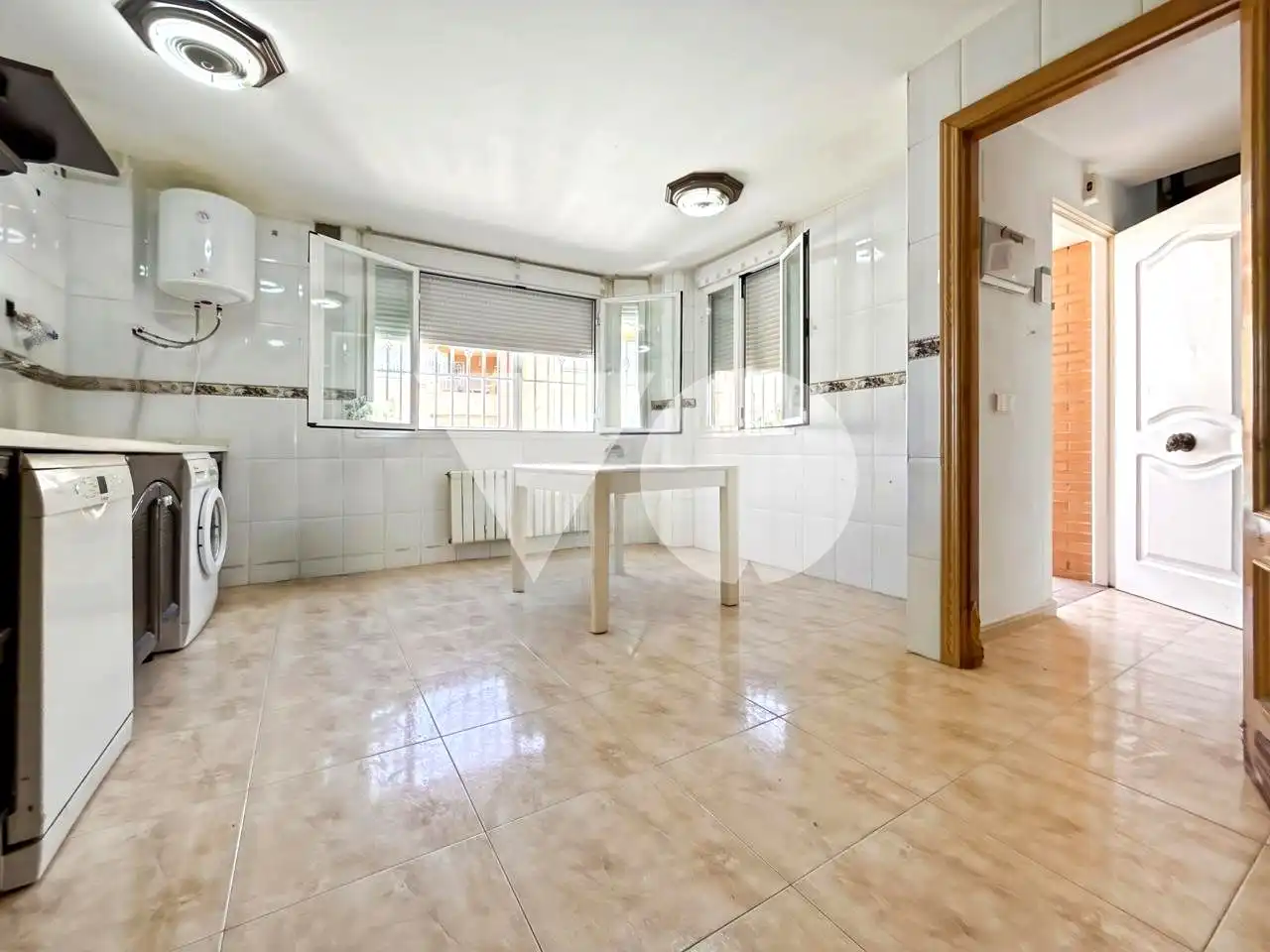 Cocina de Casa adosada en venta en Arganda del Rey con Aire acondicionado, Calefacción y Terraza
