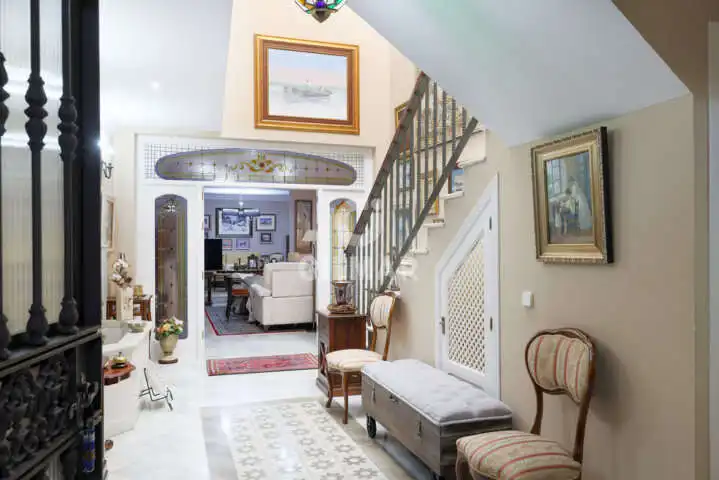 Casa adosada en venta en El Puerto de Santa María con Calefacción y Jardín privado