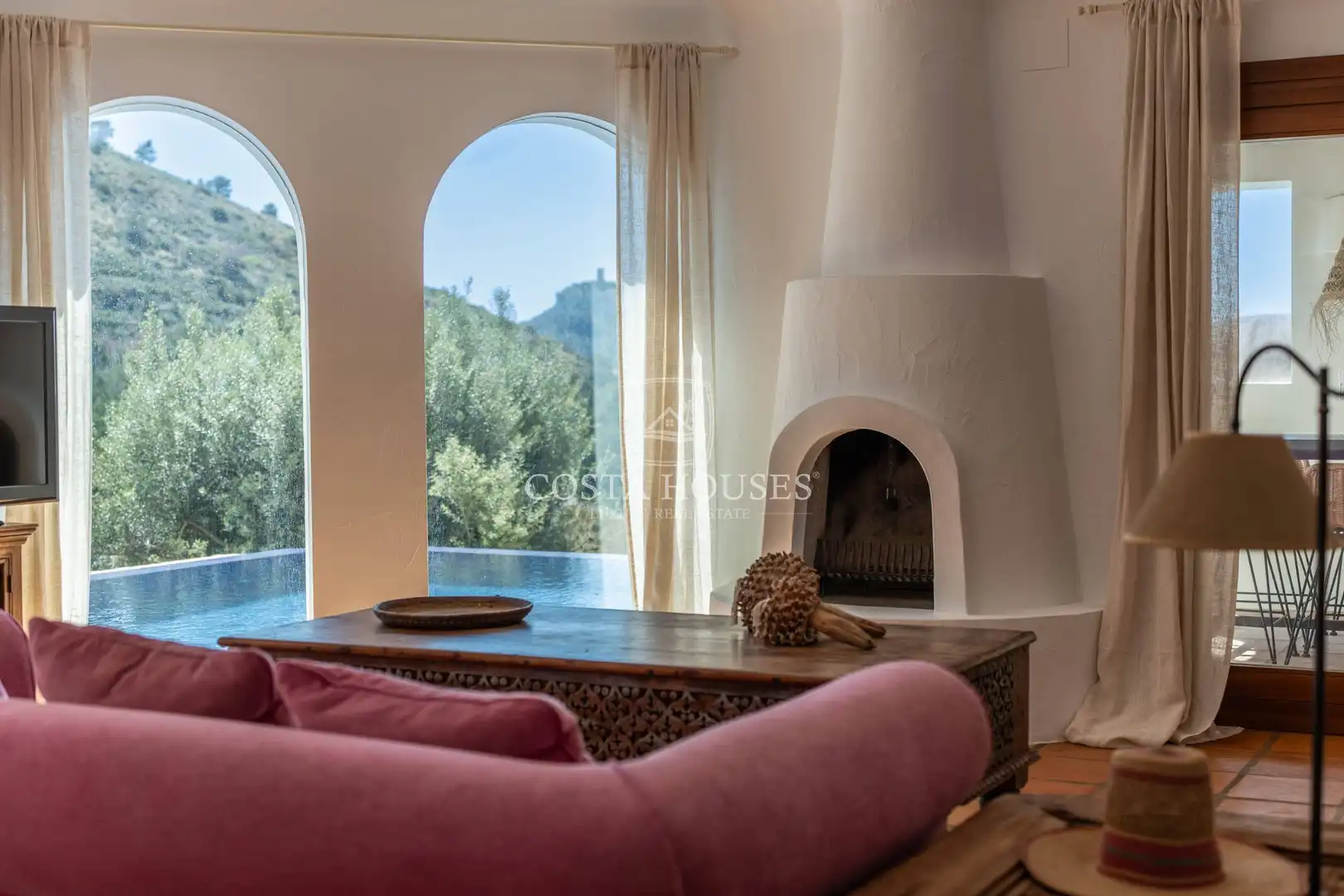 Sala d'estar de Casa o xalet en venda en Moraira amb Aire condicionat, Calefacció i Jardí privat