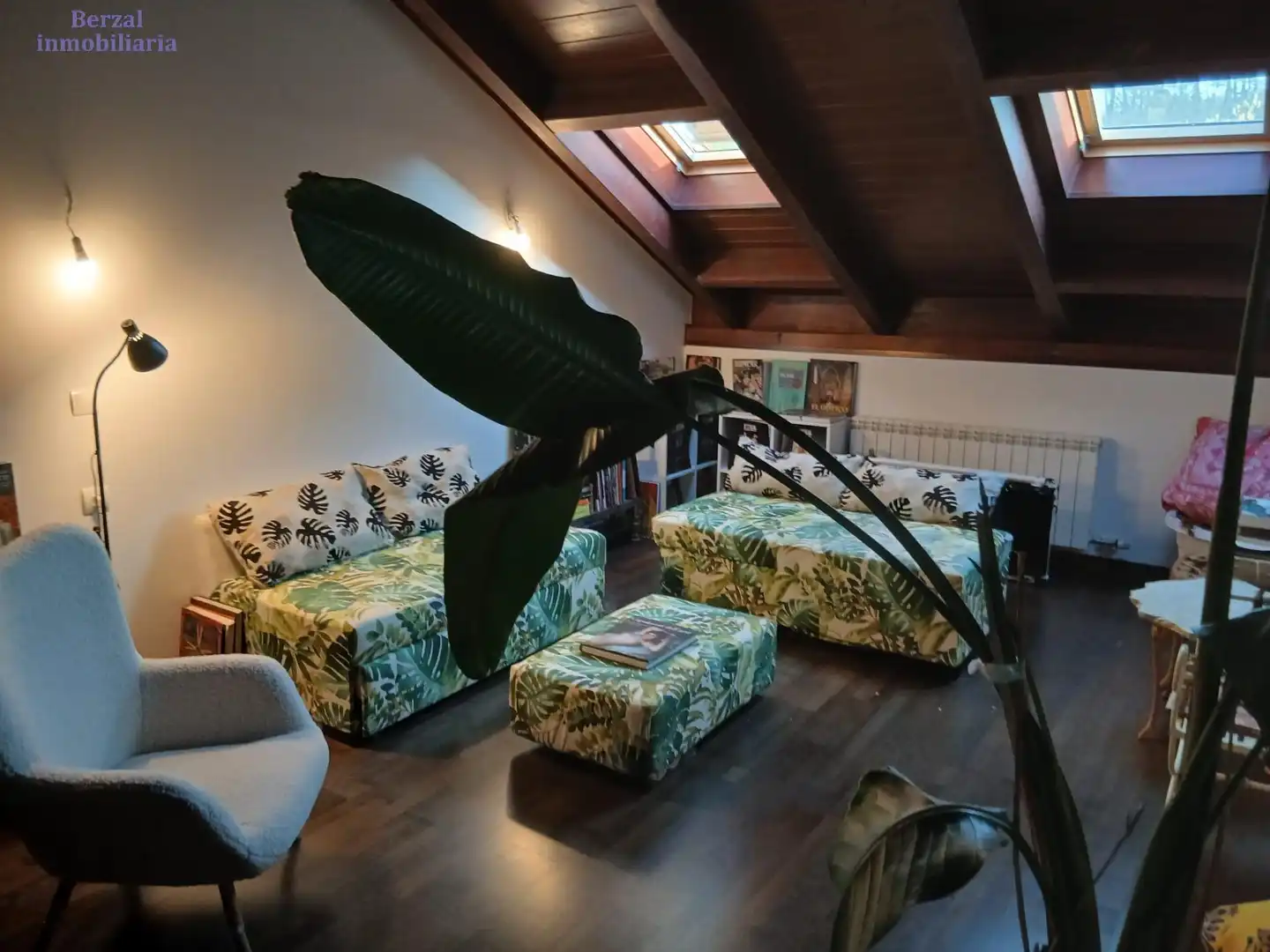 Living room of Duplexes for sale in Sojuela  with Heating, Private garden and Terrace