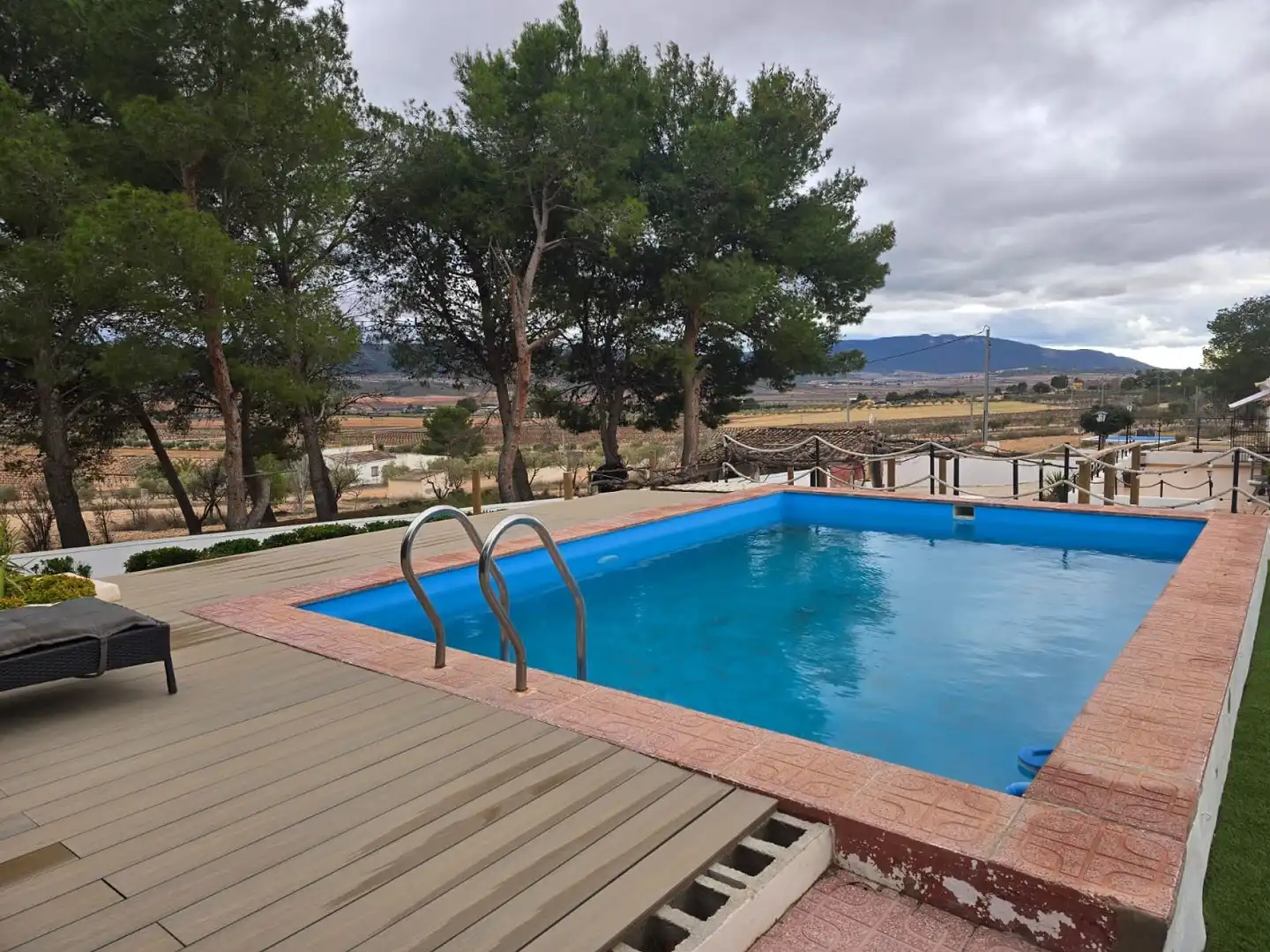 Piscina de Casa o xalet en venda en Yecla amb Jardí privat, Terrassa i Piscina