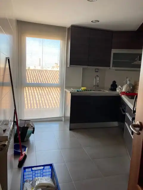Cuina de Pis en venda en Terrassa amb Calefacció, Parquet i Terrassa