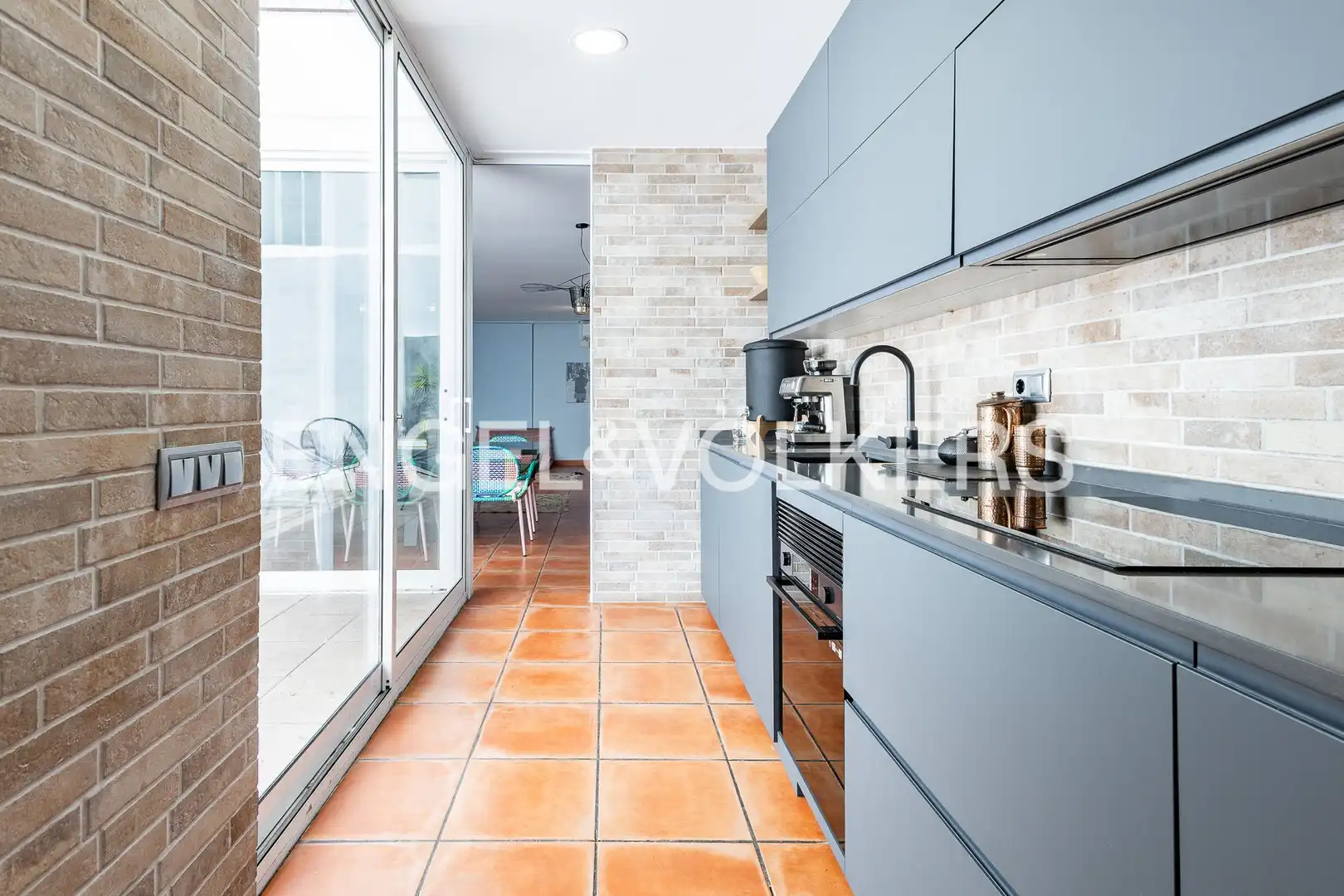 Cocina de Casa o chalet en venta en Badalona con Aire acondicionado, Calefacción y Jardín privado