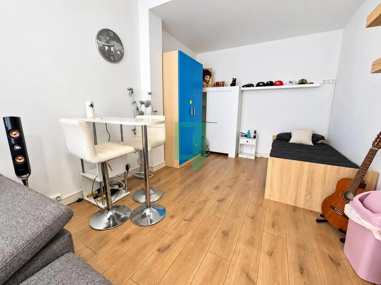 Habitación de Piso en venta en Badalona con Aire acondicionado