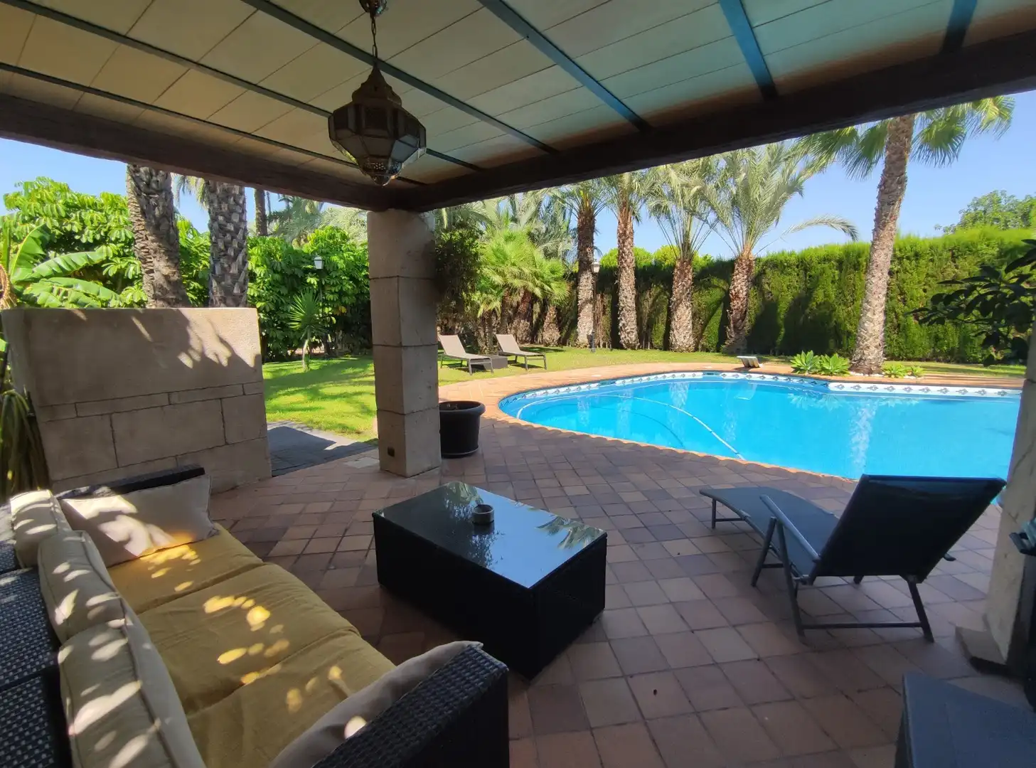 Terrassa de Casa o xalet en venda en Elche / Elx amb Aire condicionat, Calefacció i Jardí privat
