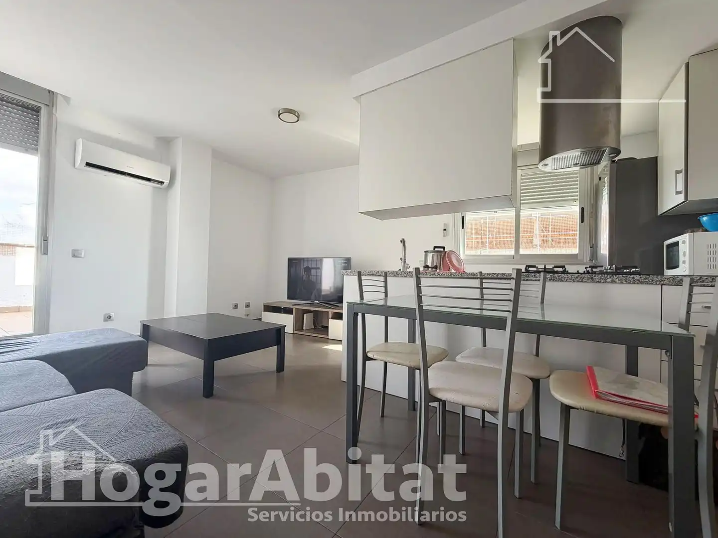 Sala de estar de Ático en venta en Paterna con Aire acondicionado y Terraza