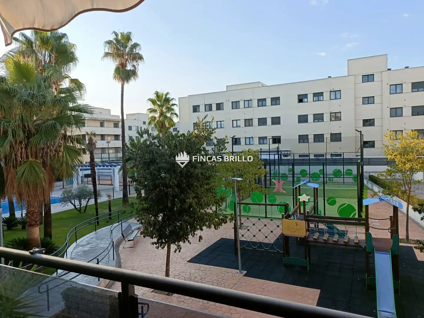 Außenansicht von Wohnung zum Verkauf in Cáceres mit Heizung, Terrasse und Abstellraum