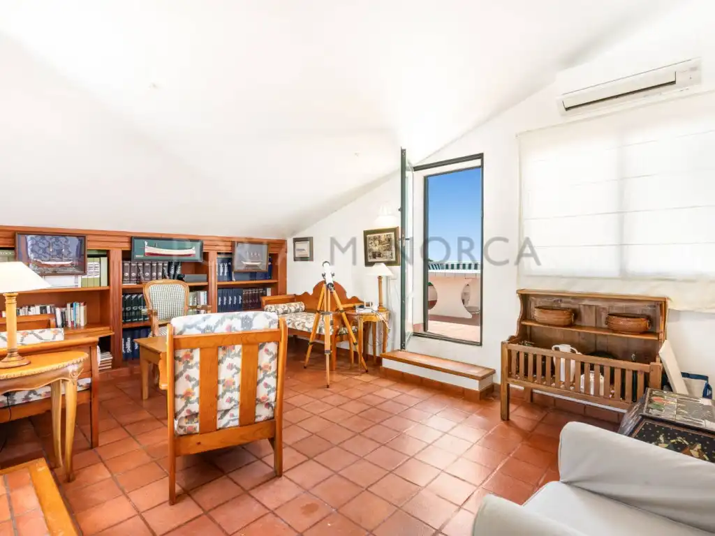 Sala d'estar de Casa o xalet en venda en Cala d'en Bosch - Serpentona