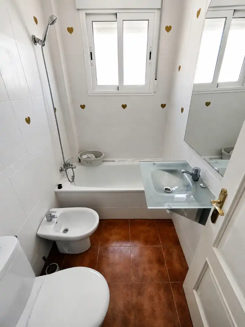 Baño de Casa adosada en venta en La Carlota con Aire acondicionado, Calefacción y Horno