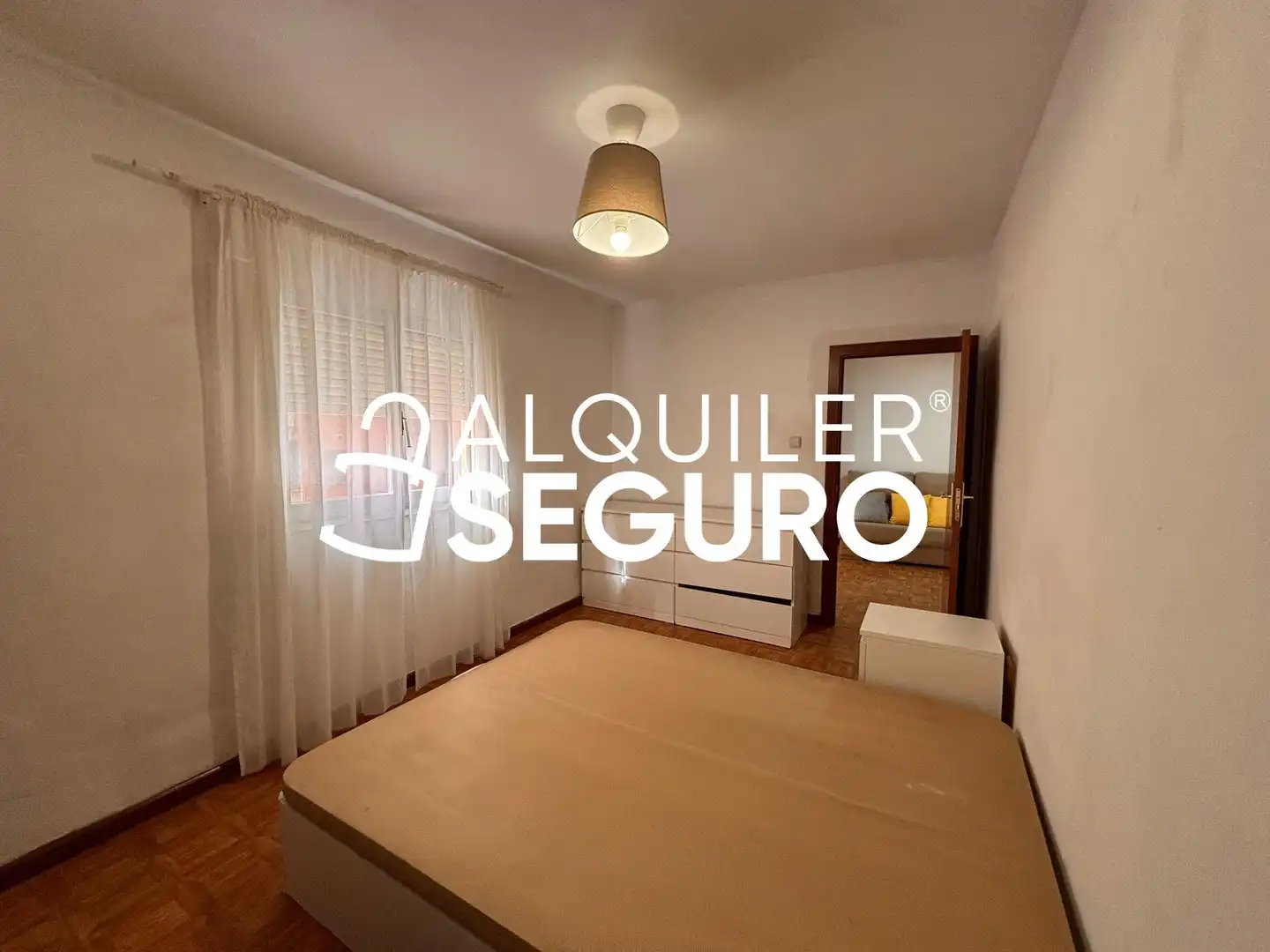 Wohnung zur Miete in del Campo de la Paloma, Palomeras Sureste