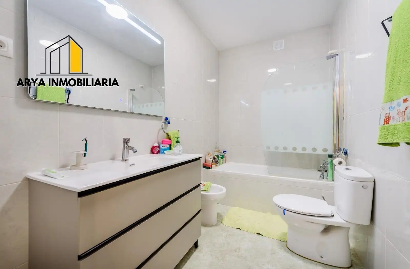 Baño de Casa o chalet en venta en Horche con Aire acondicionado, Calefacción y Jardín privado