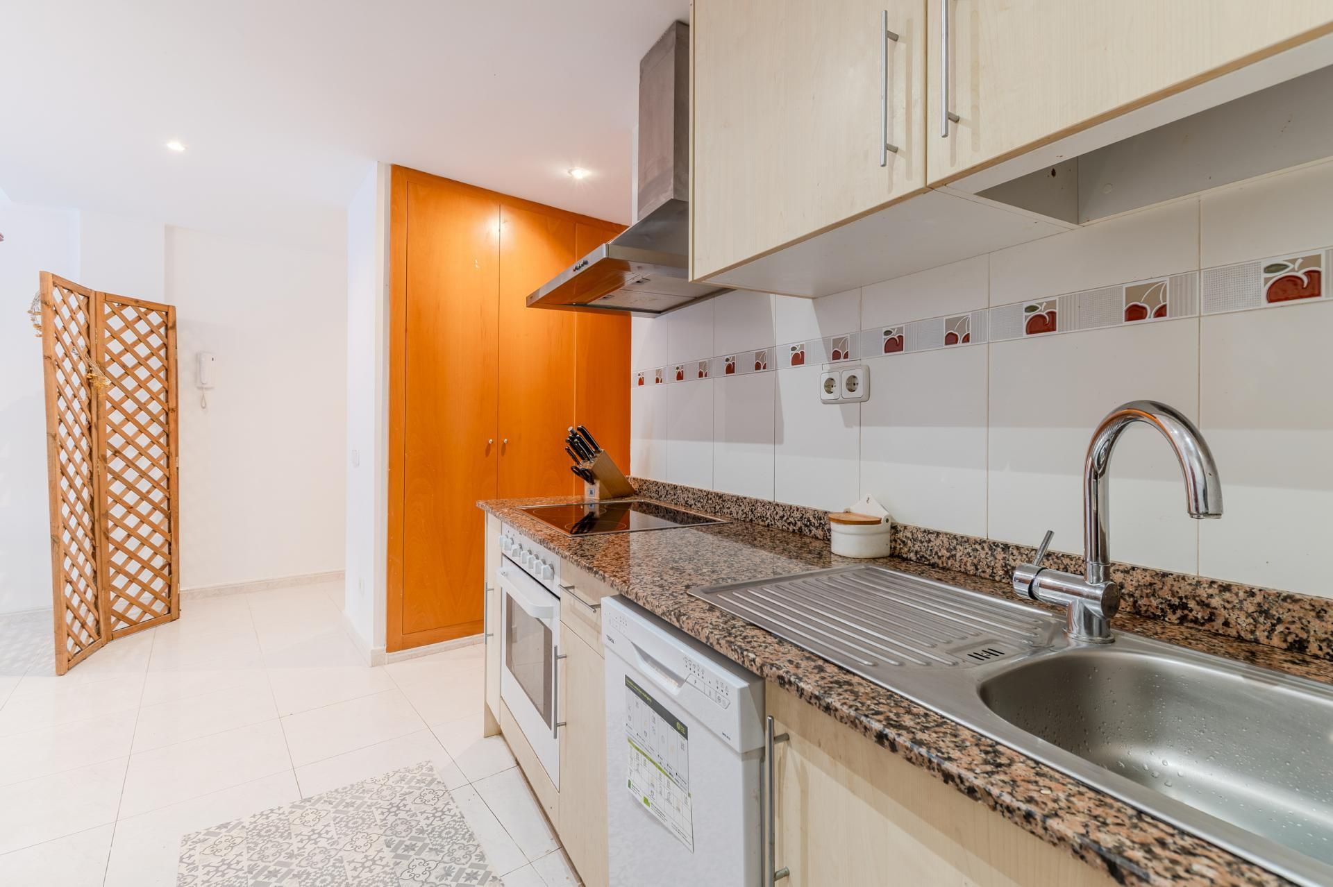 Kitchen of Planta baja for sale in Girona Capital  with Balcony