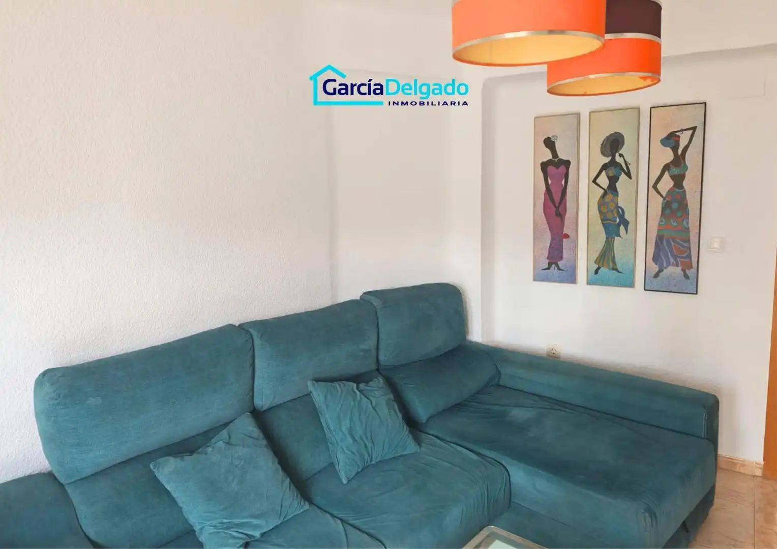 Living room of Flat for sale in Granada  with Terrace, Furnished and Balcony