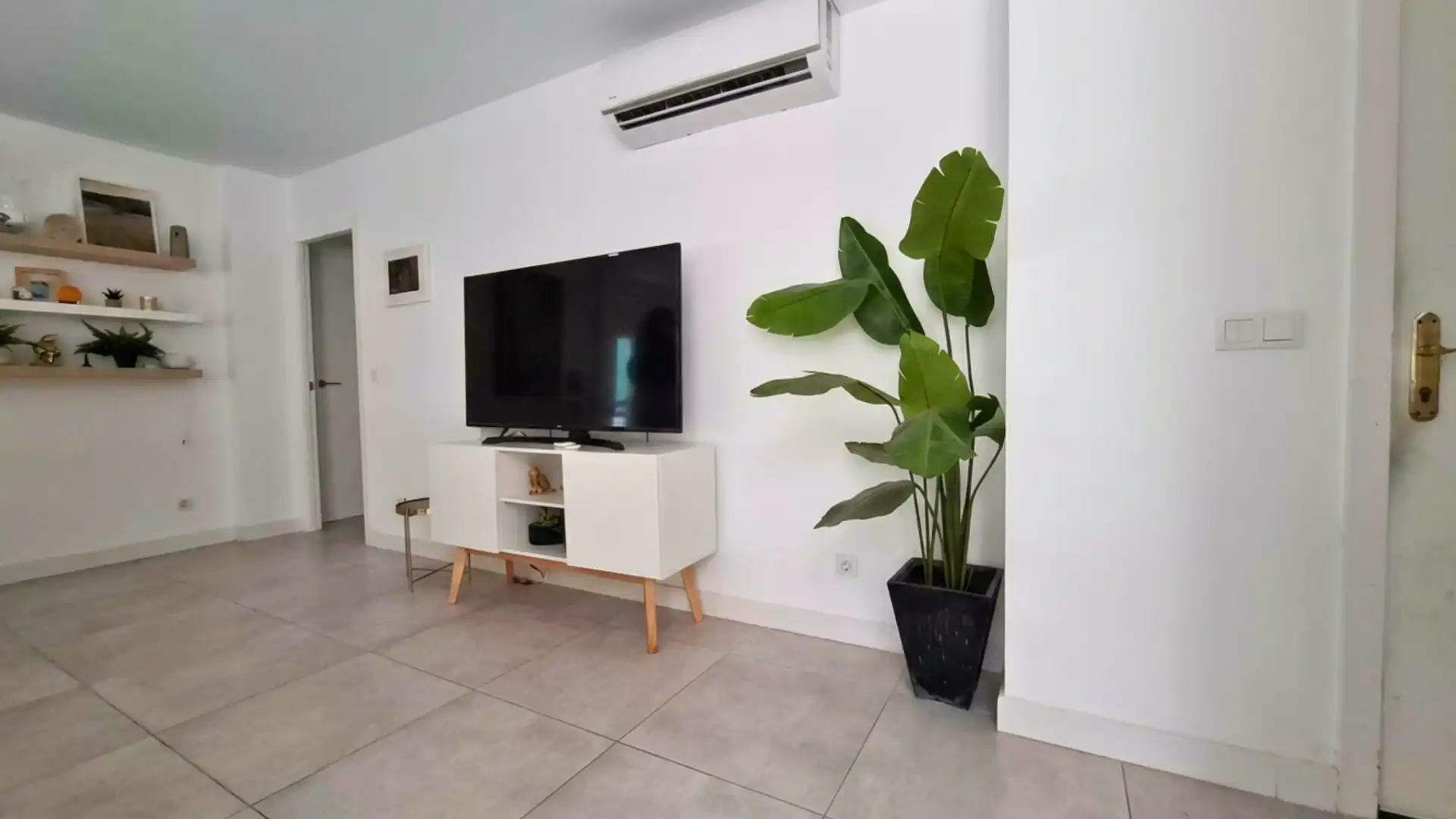 Sala de estar de Piso en venta en Córdoba con Aire acondicionado, Terraza y Amueblado