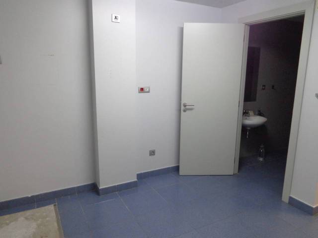 Local comercial en Alquiler en CARRETERA DE CASTELLAR en Vallparadís - Antic Poble de Sant Pere