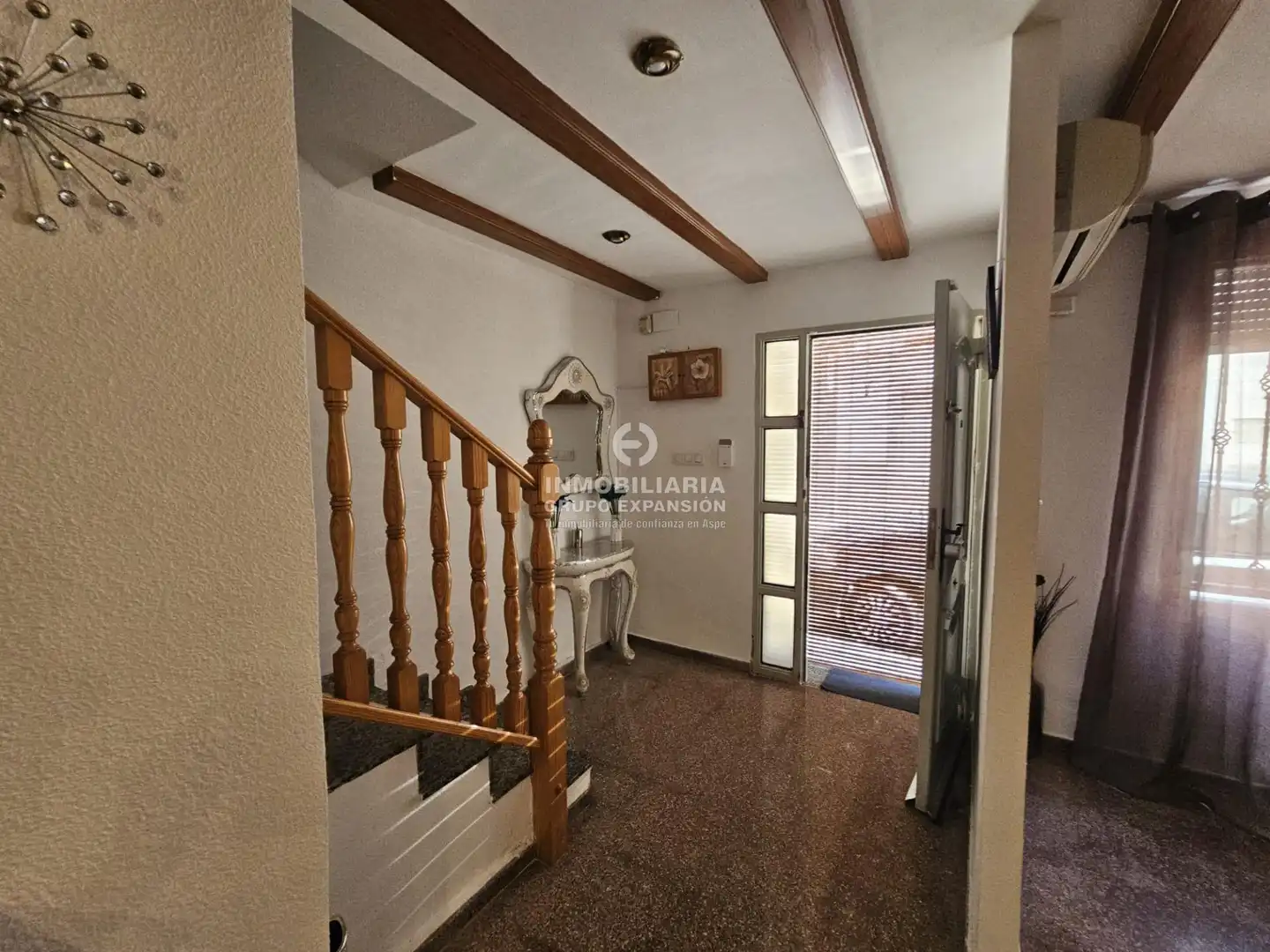 Houses for sale in Aspe  with Air Conditioner, Terrace and Storage room