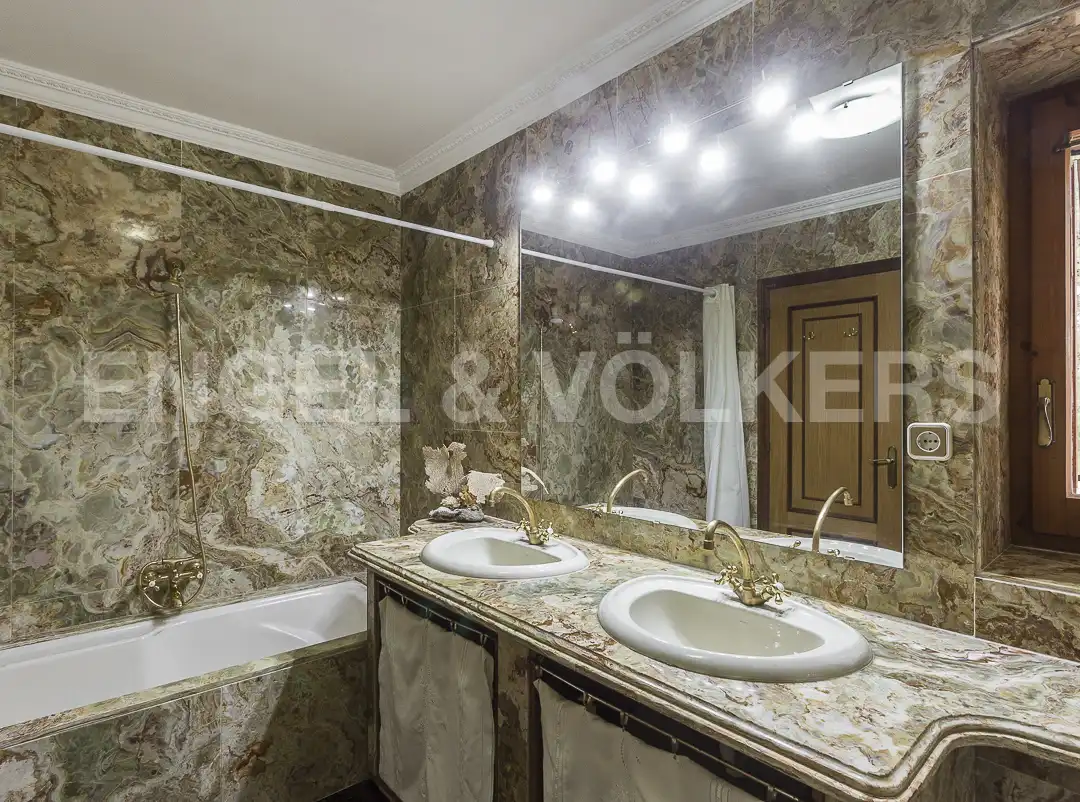 Badezimmer von Gebäude zum Verkauf in Puigdàlber