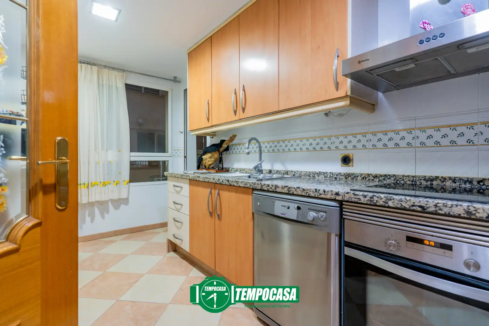 Flat with terrace for sale in Calle de José Aguilar 40, imagen 12