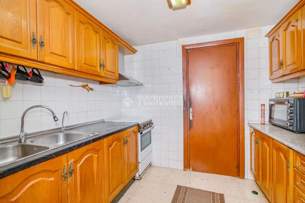Kitchen of Detached homes for sale in Lucena  with Furnished