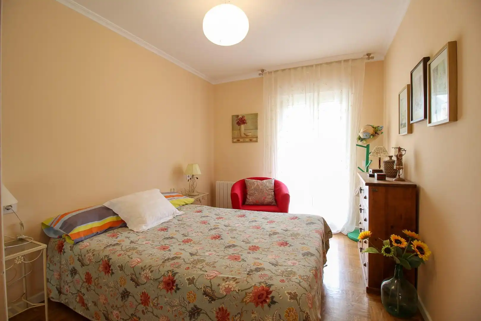 Dormitori de Casa adosada en venda en Piélagos amb Calefacció, Jardí privat i Parquet