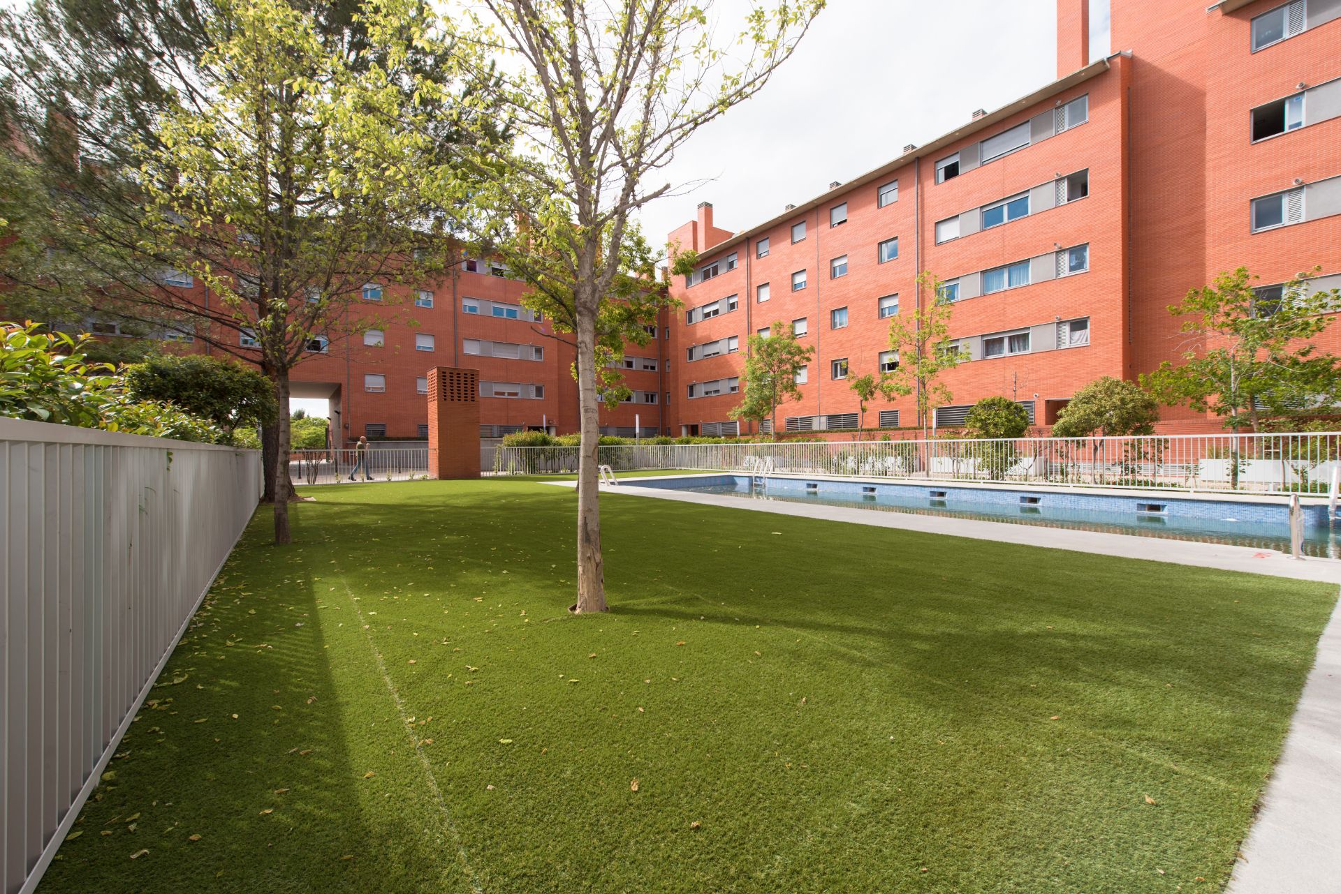 Exterior view of Flat for sale in  Madrid Capital  with Heating and Community pool