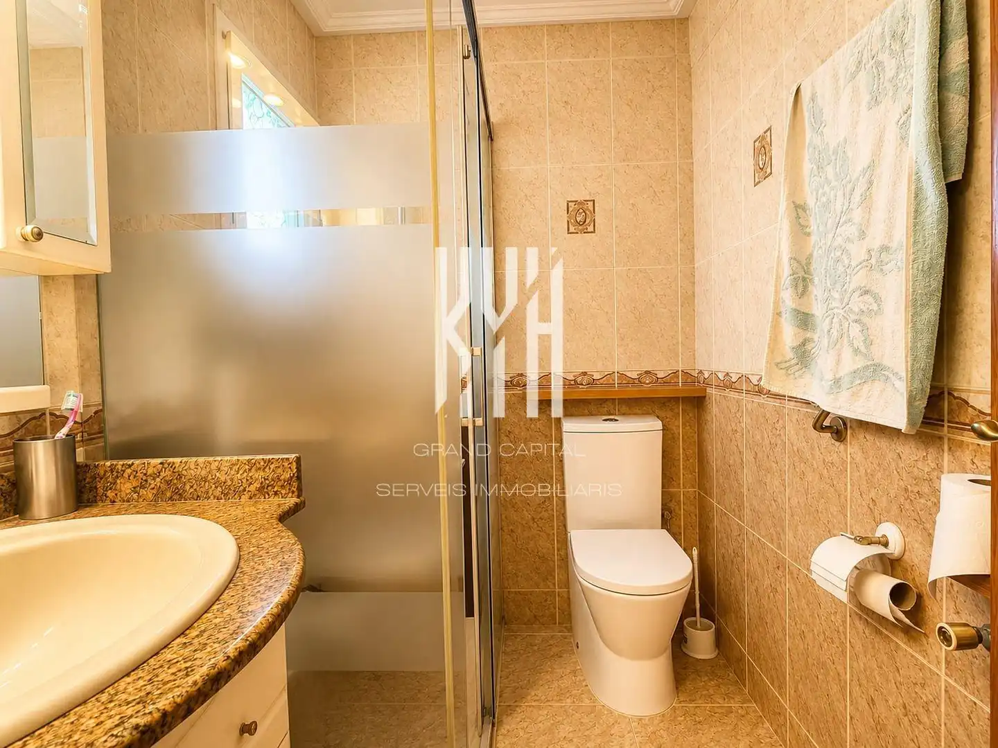 Bathroom of Attic for sale in Girona  with Air Conditioner, Heating and Balcony