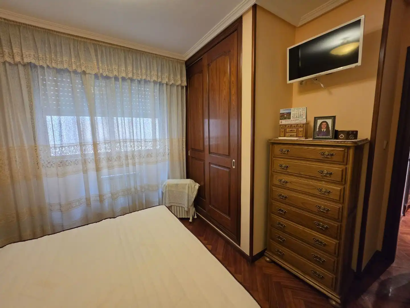 Habitación de Piso en venta en A Coruña Capital  con Calefacción y Trastero