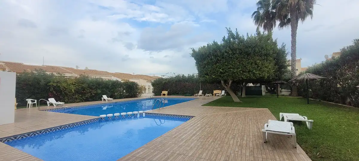 Piscina de Casa adosada en venta en Santa Pola con Aire acondicionado, Terraza y Amueblado