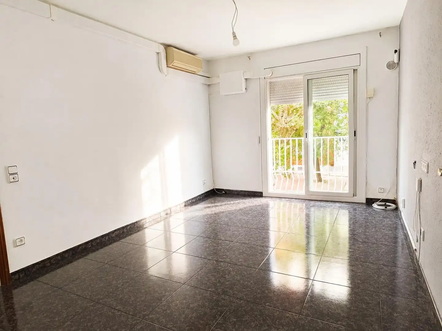 Piso con ascensor en venta en Calle JULI GARRETA DE, imagen 5