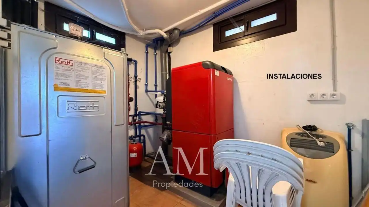 Casa o chalet en venta en Vigo  con Calefacción, Jardín privado y Terraza