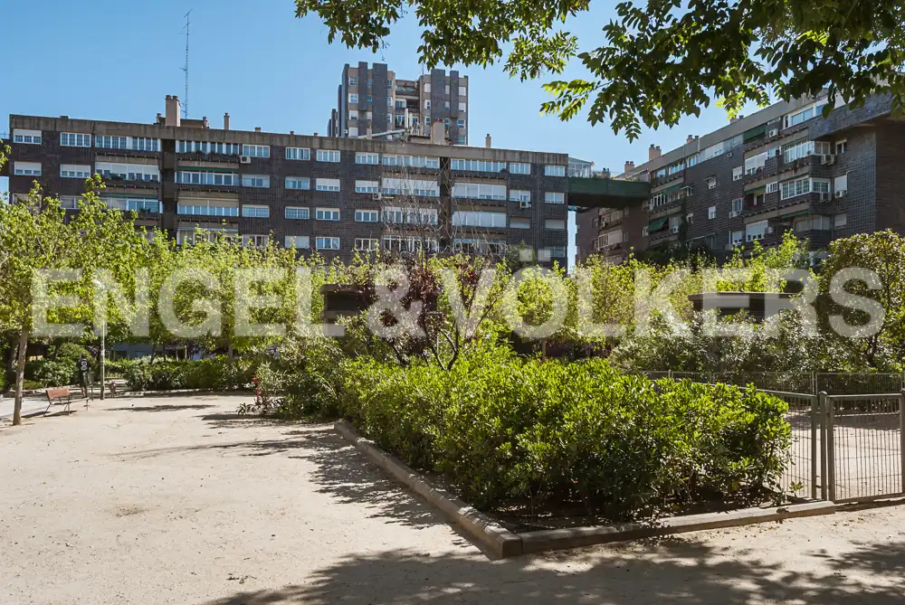 Vista exterior de Piso en venta en Madrid con Aire acondicionado y Calefacción