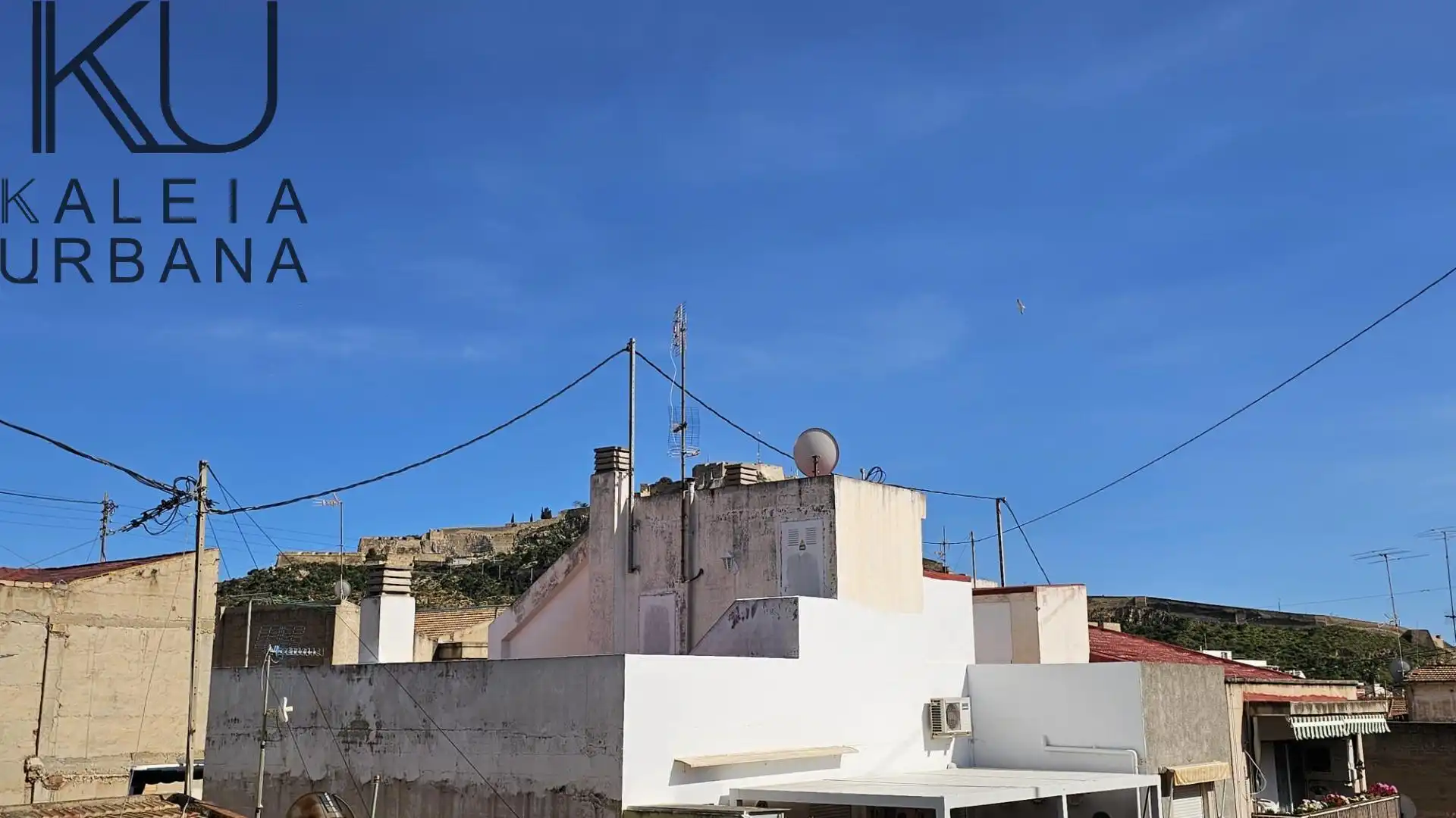 Vista exterior de Ático en venta en Alicante / Alacant con Terraza