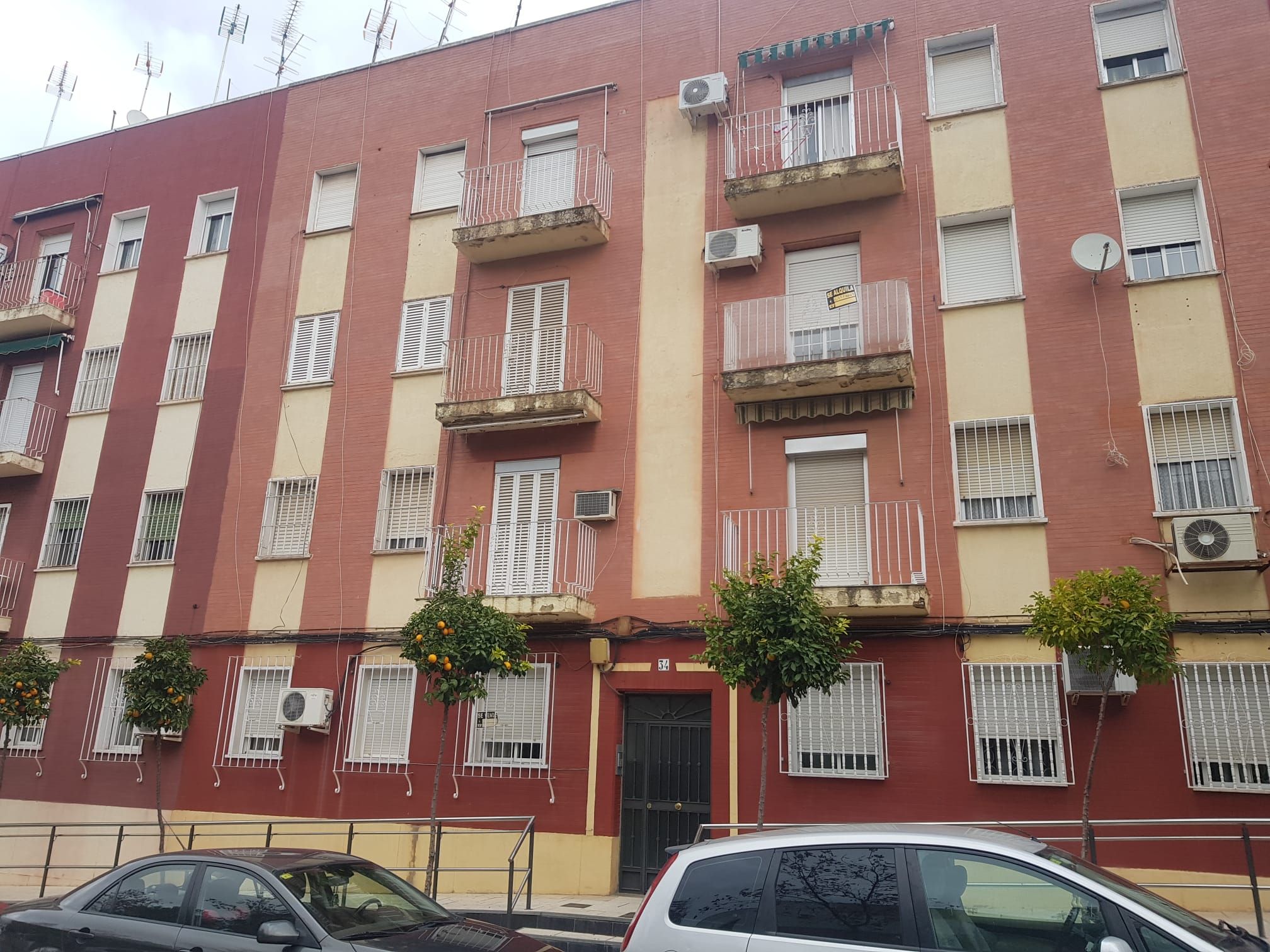 Vista exterior de Pis en venda en Linares