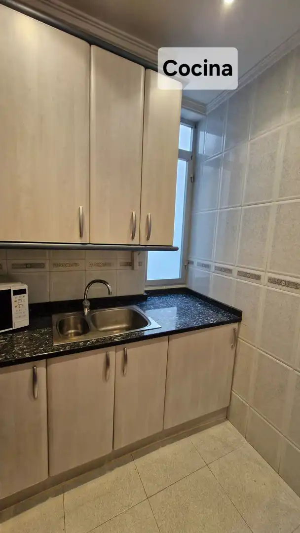 Flat for rent in SECUNDINO ESNAOLA, Gros