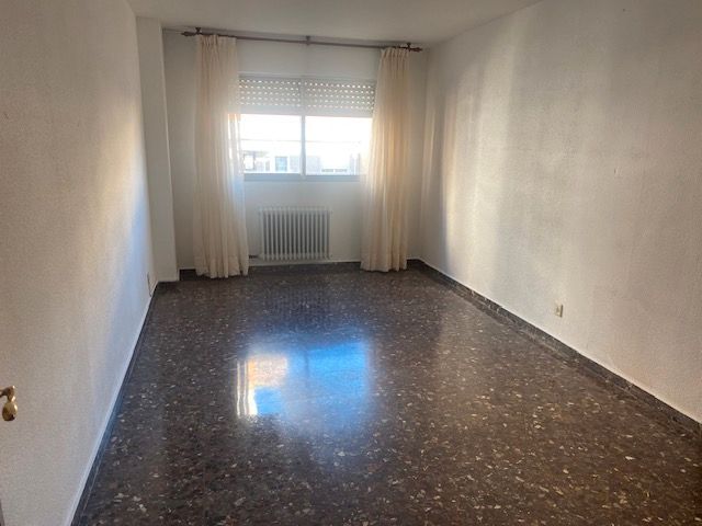 Bedroom of Apartment to rent in  Zaragoza Capital  with Heating, Oven and Washing machine