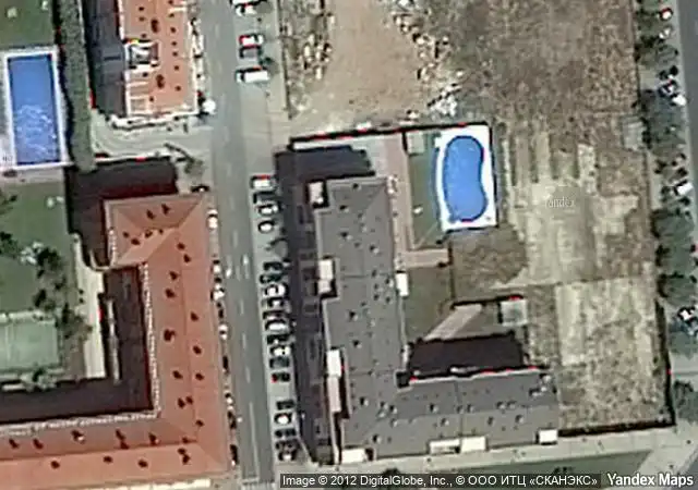 Swimming pool of Flat for sale in  Logroño