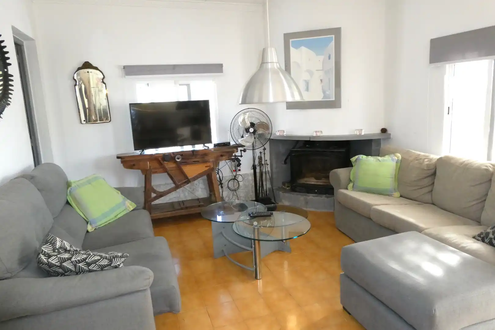 Sala d'estar de Finca rústica en venda en L'Ampolla amb Aire condicionat, Jardí privat i Piscina