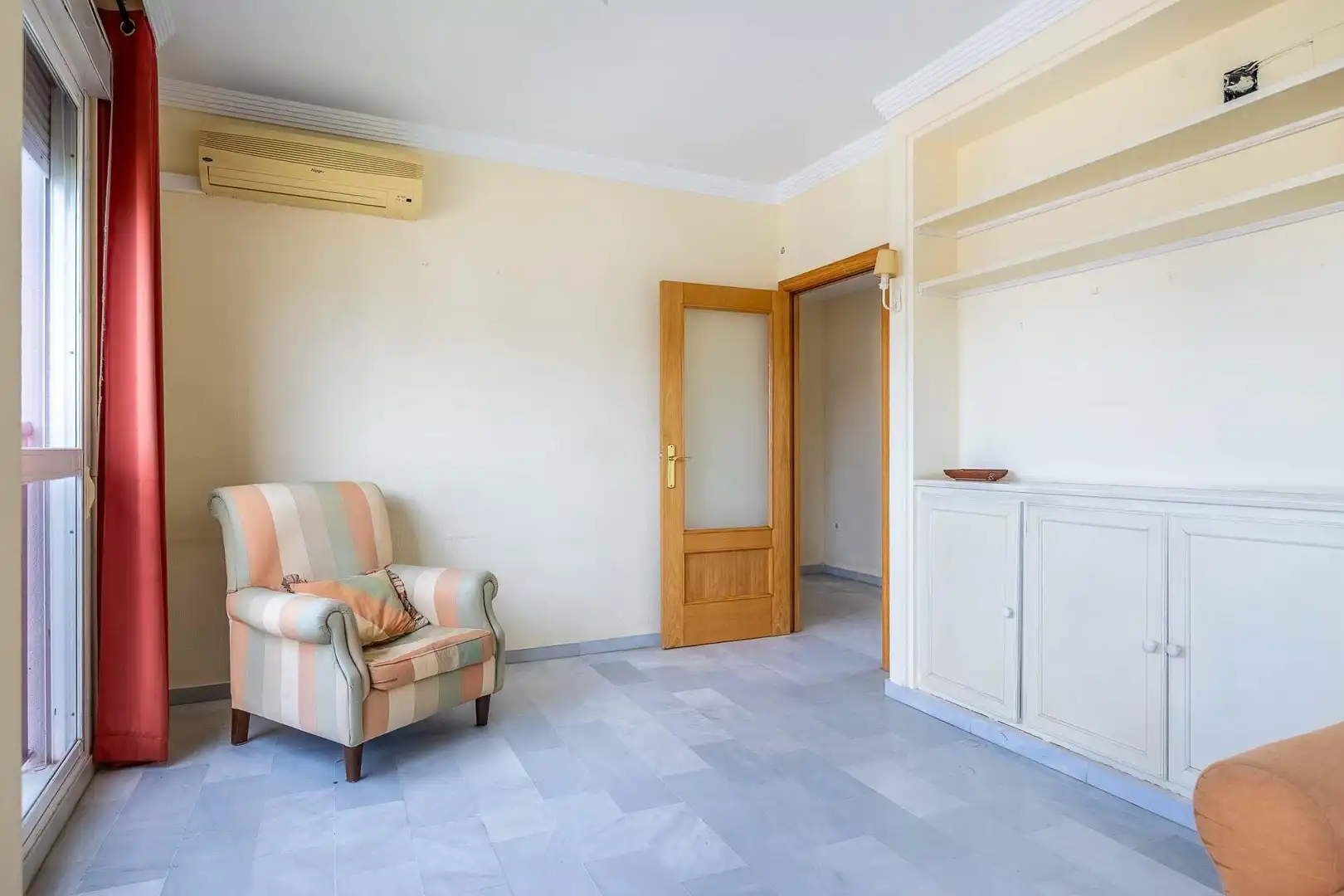 Habitación de Piso en venta en Sevilla con Aire acondicionado, Amueblado y Balcón