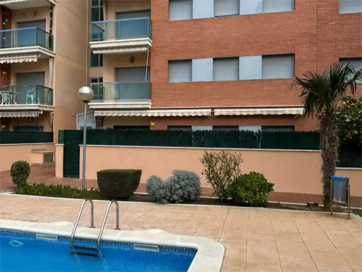 Piscina de Pis en venda en Calafell amb Aire condicionat i Piscina