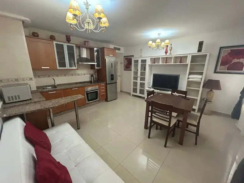 Cuina de Planta baixa de lloguer en Fuengirola amb TV