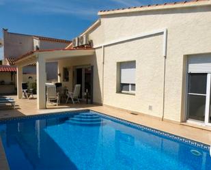 Swimming pool of House or chalet for sale in Empuriabrava  with Air Conditioner, Terrace and Storage room