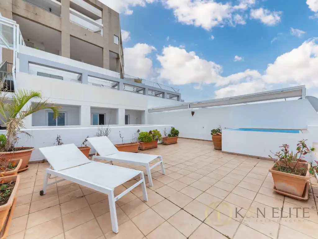 Maisonette zur Miete in Calle Sierra Dorada, Rincón Alto