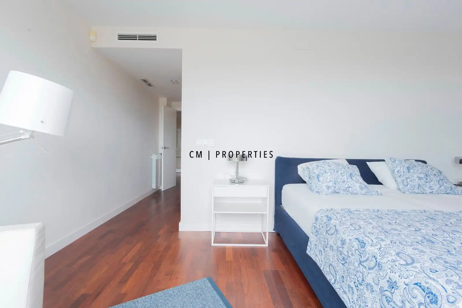 Bedroom of Duplexes for sale in Valencia  with Air Conditioner, Heating and Parquet flooring