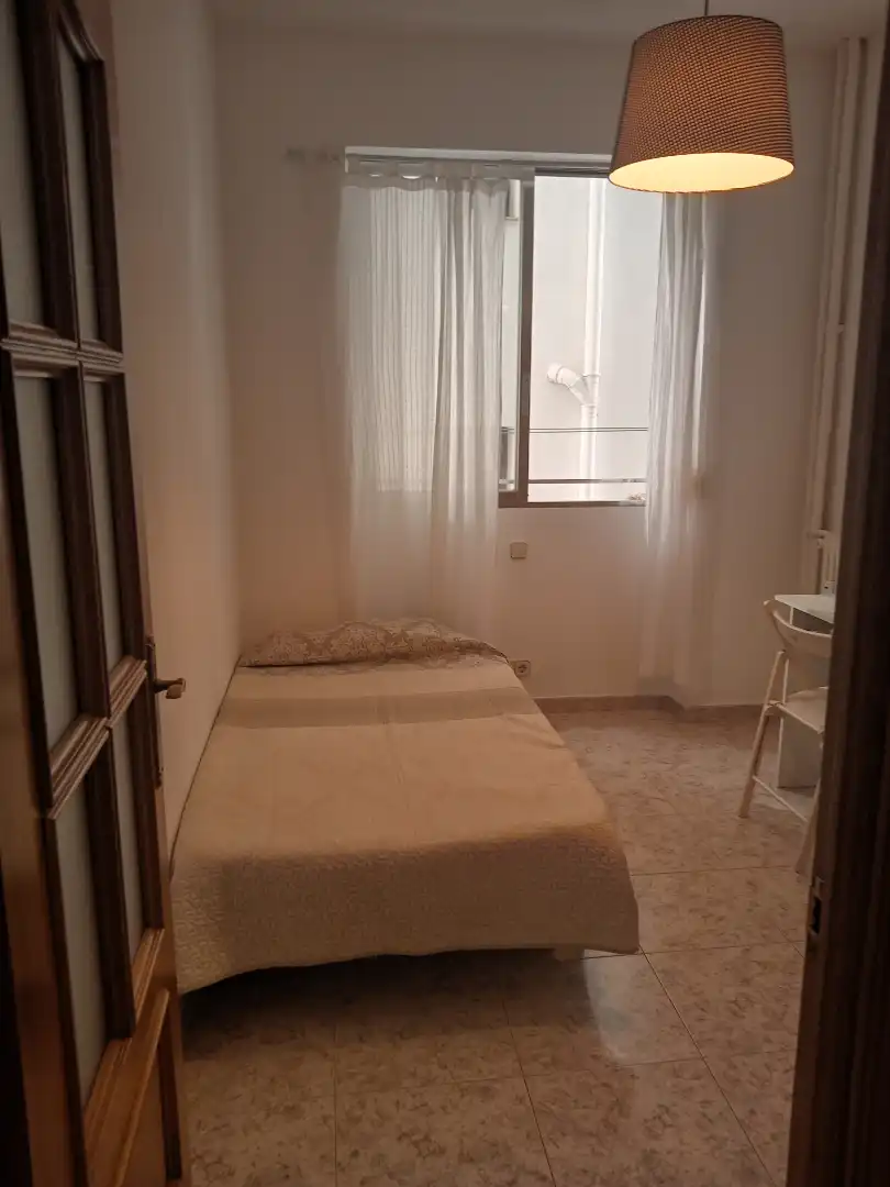 Room in Calle del Doctor Castelo, Ibiza de Madrid
